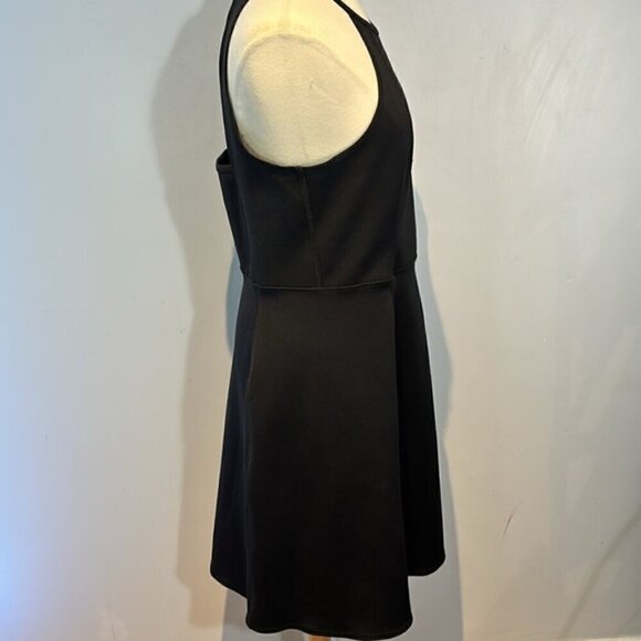 Banana Republic Life In Motion Performance Neoprene Dress in black size large - Picture 9 of 11